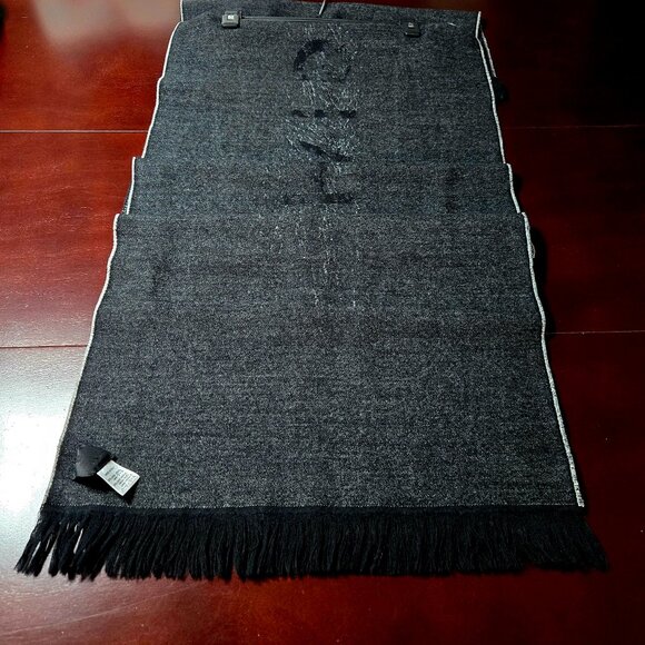 Givenchy Intarsia-Knit Reversible Logo Wool Scarf - Picture 6 of 7